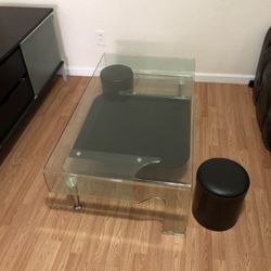 Amazing design glass coffee table with 2 stools 