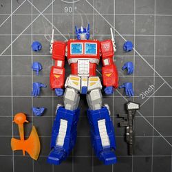 Amazing yamaguchi revoltech Optimus prime