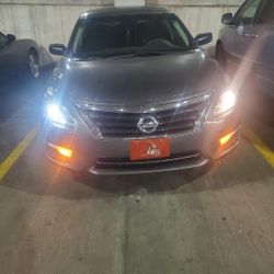 H7 LED Headlight Bulb,  High-Focus Extremely Bright 6500K Cool White Conversion Kit - Adjustable Beam, Halogen Replacement 