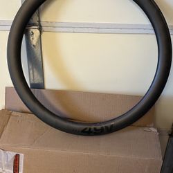 Bontrager Aeolus Pro 49V Disc 700c 24h TLR Rim