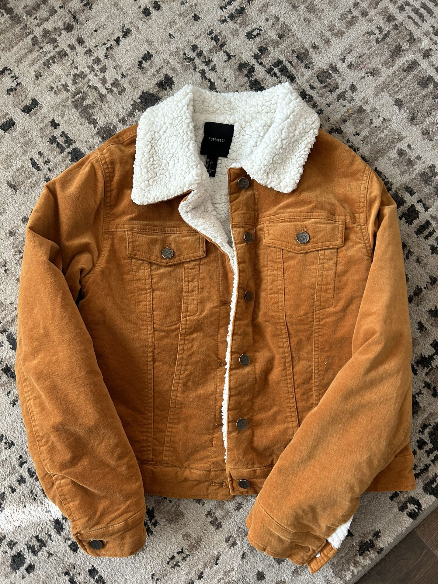 Women’s Sherpa Jacket Size Large