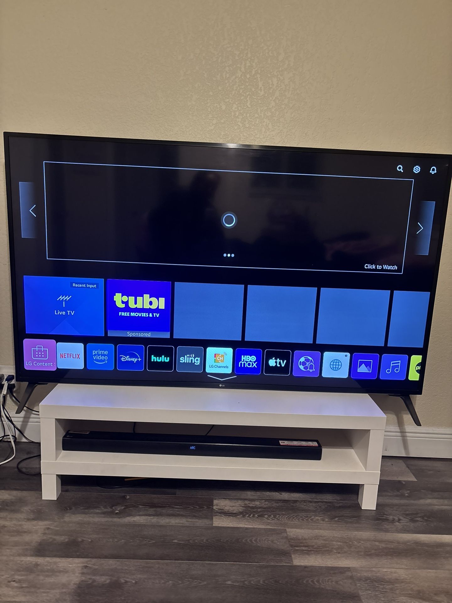 Roku 75inch Tv