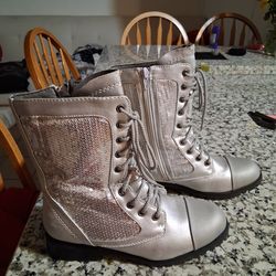 Silver Gelterie Boots