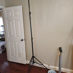 Tripod Seven Feet Adjustable 