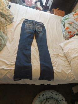 Wallflower FlareJeans Size 3 Fits likea7