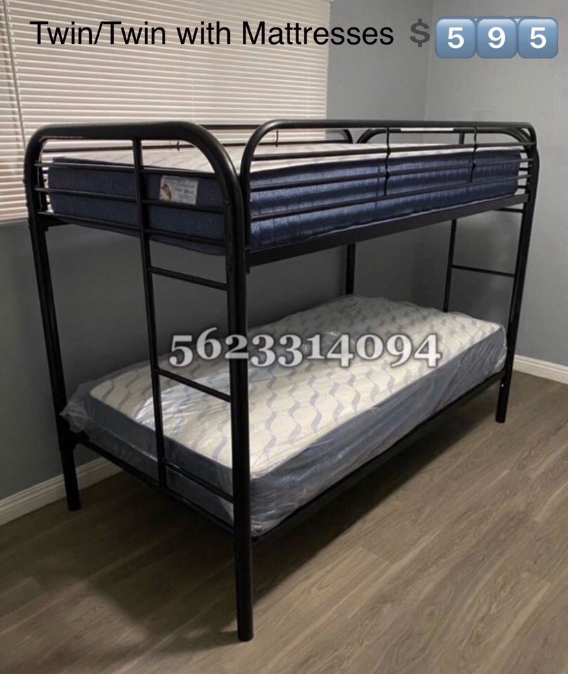 Metal Twin/Twin Bunkbed With Both Mattresses