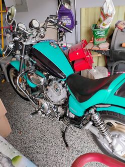 1995 Yamaha Virago 750 - Extra Low Mileage