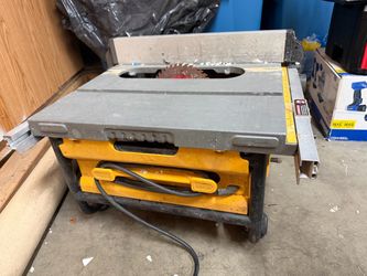 DEWALT portable table saw