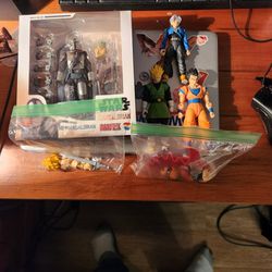 Figure Lot: SHF And Mafex