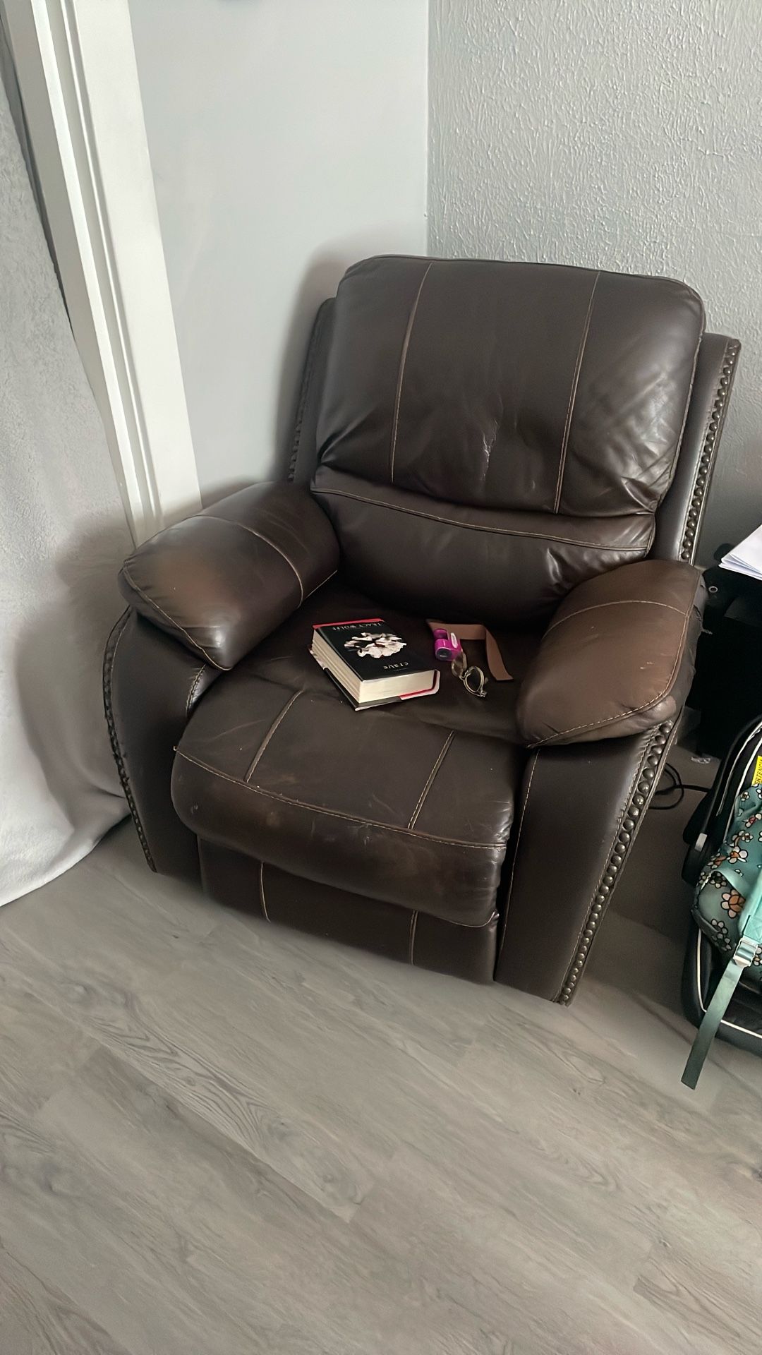 Recliner Chair