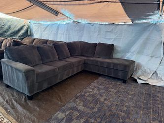 Grey couch great condition clean we sell all the time delivery $40 local