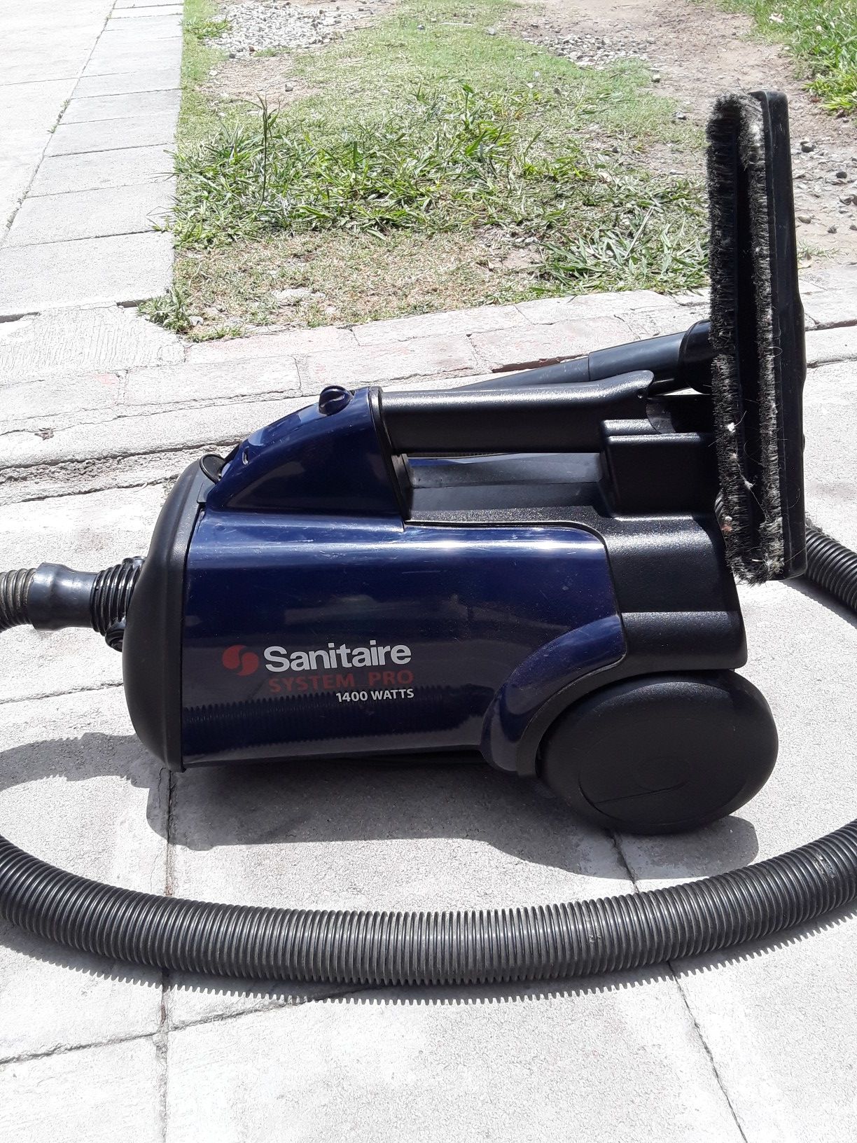 Vacuum SANITAIRE SYSTEM PRO1400 WATTS