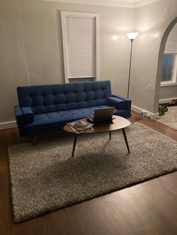 High-pile 5x8 gray rug