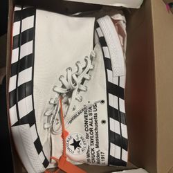 Off white Converse Size 9.5 9/10 Condition $140