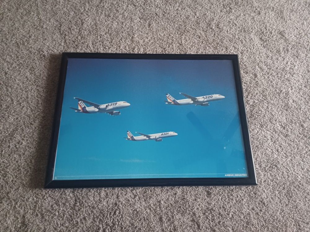 Framed aircraft Poster showing the Airbus A319, A320, and A321