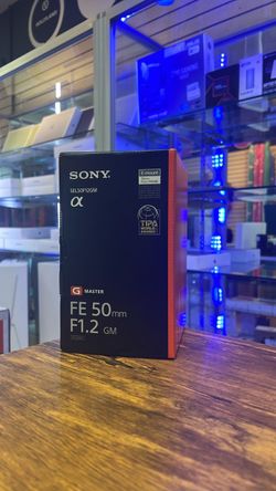 Sony fe 50mm f1.2