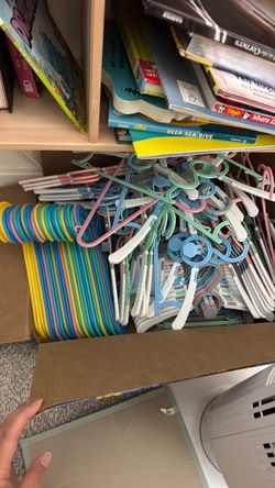 Free children hangers