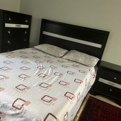 6pc Bedroom Set With Mattress 