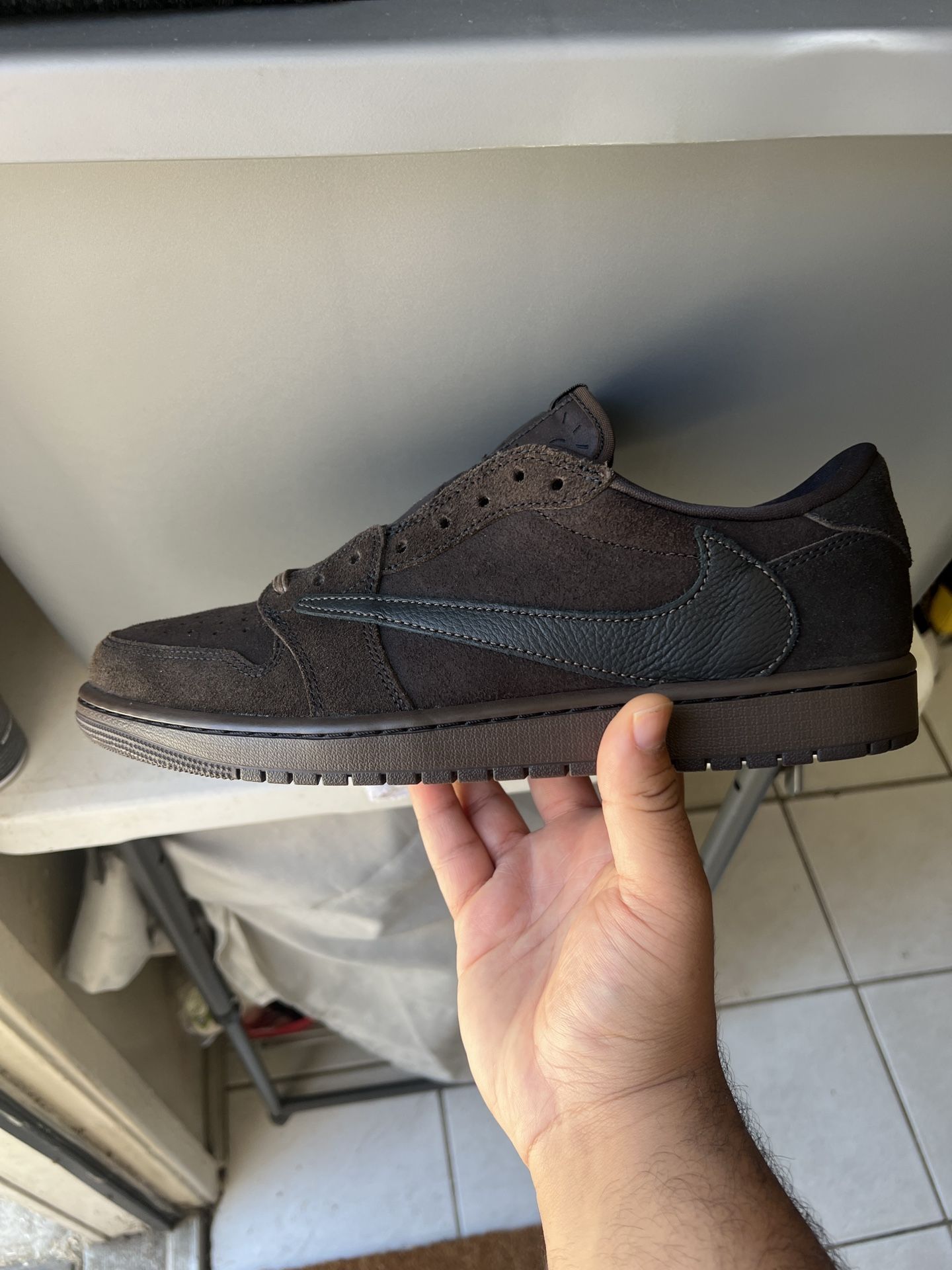 Jordan 1 Travis Scott Velvet Brown 