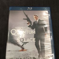 Quantum of Solace 7