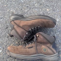 Men’s Timberland Outdoors Hiking Boots Size 9.5