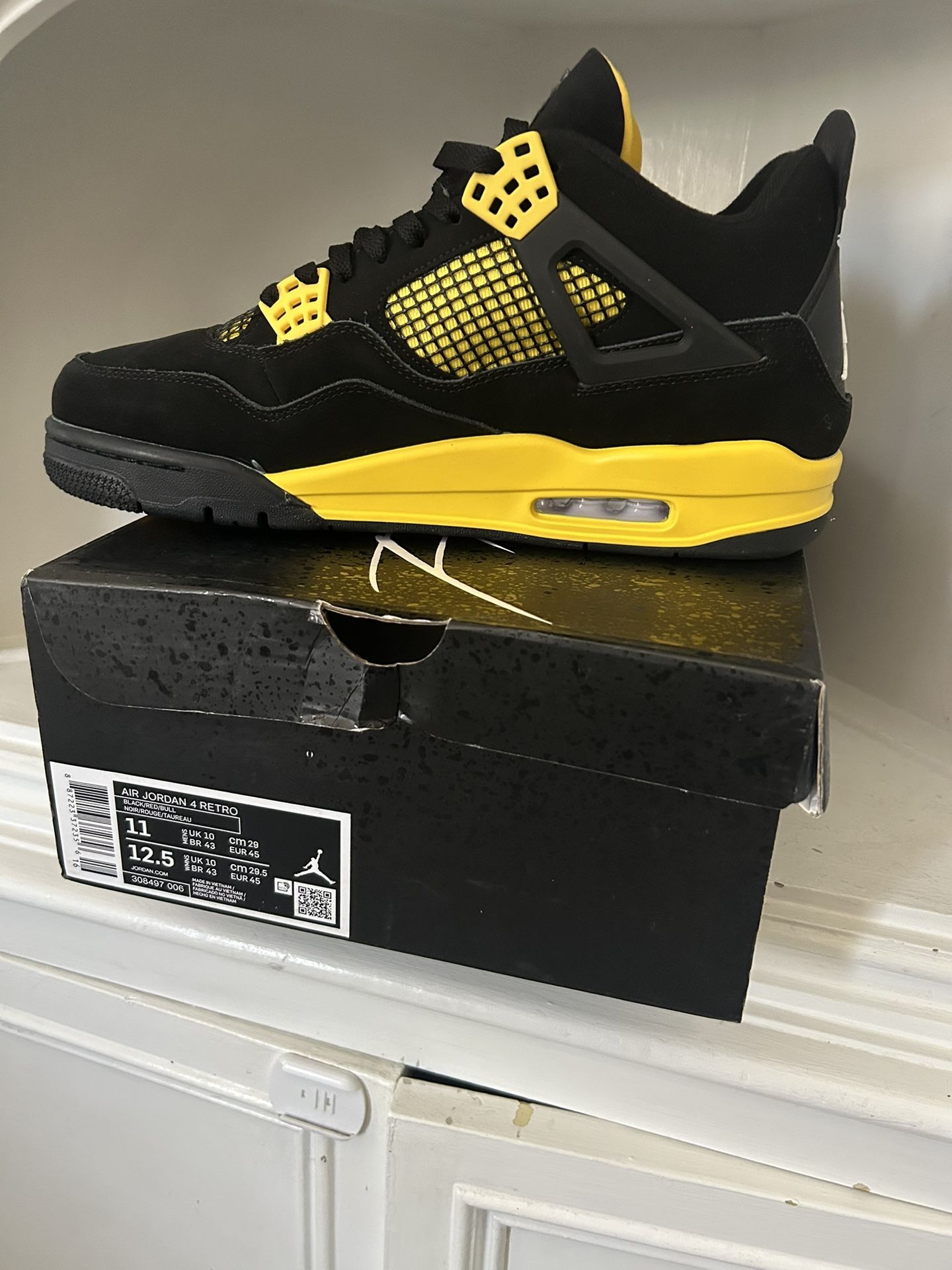 jordan retro 4