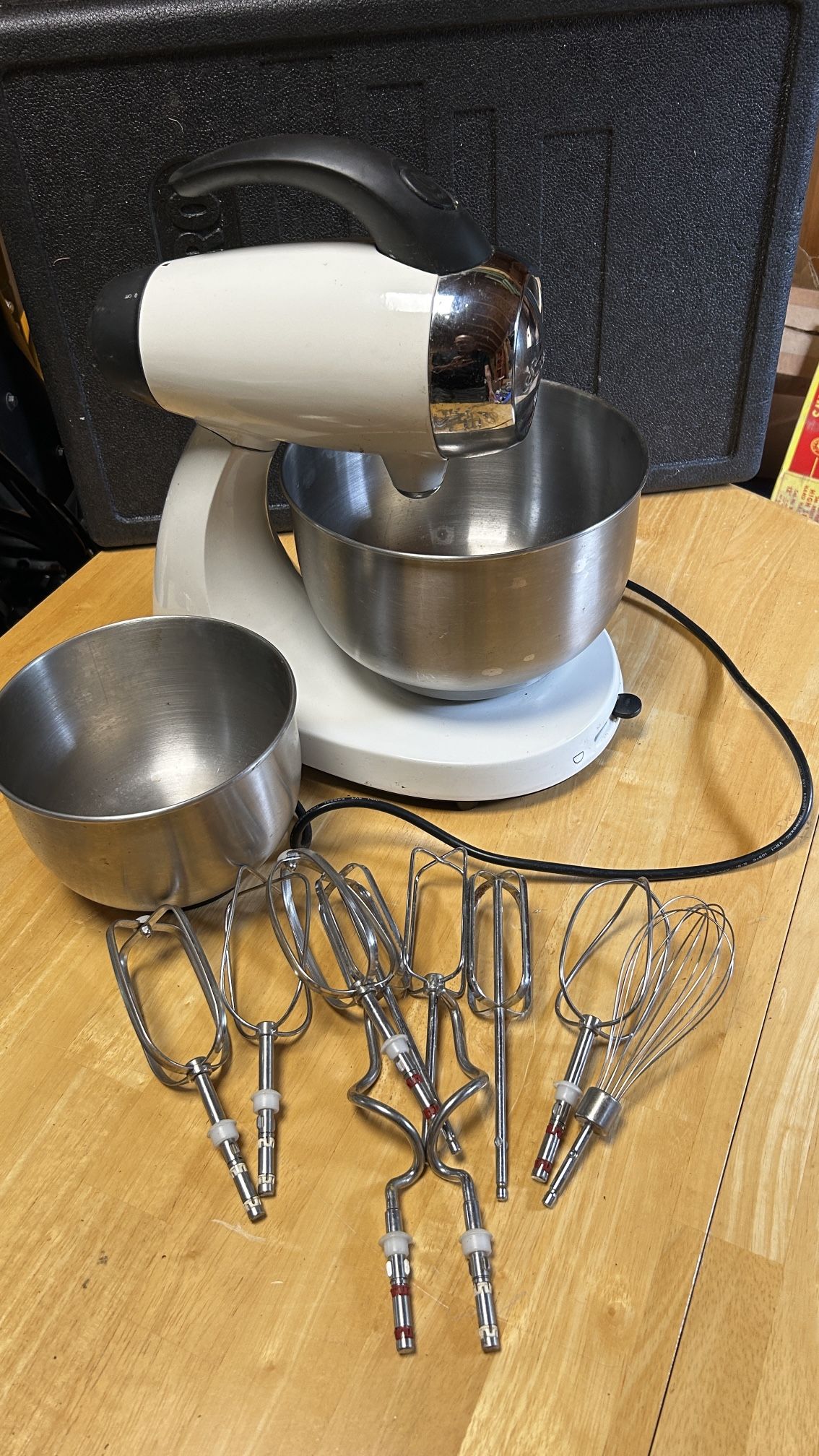 Hamilton beach Stand Up Mixer