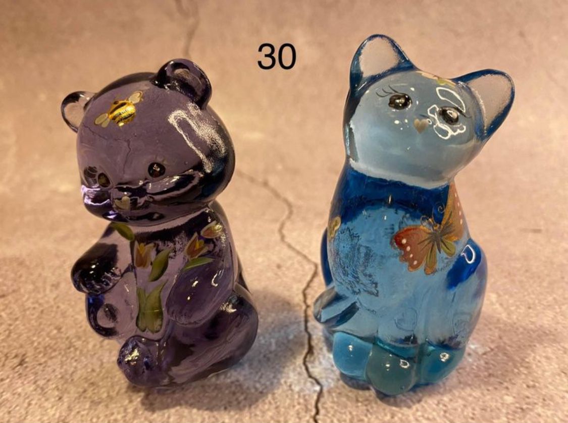 Two FENTON hugs for you bear (1) hand painted  Art Glass &  Blue Sitting Cat (1)  Kitten. Both with Felton stickers.