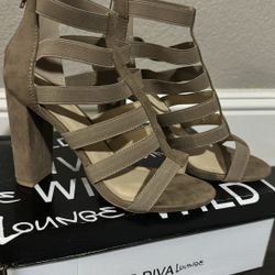 Brandnew Beautiful Wedges Size 6 Retail Value $84.99 + Tax 