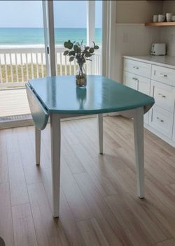 Coastal cute drop leaf table