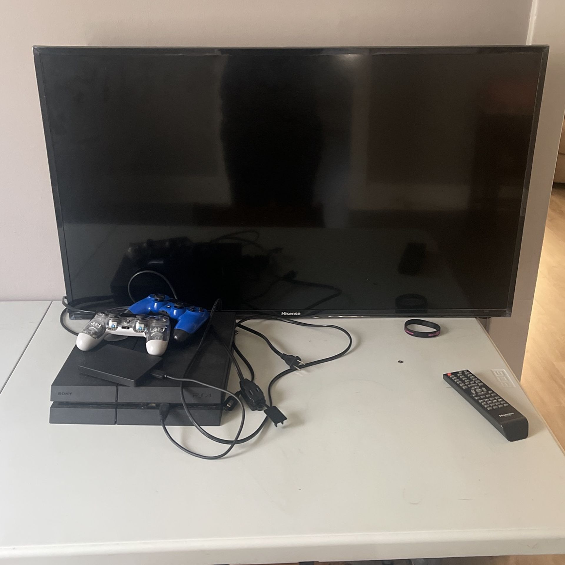 PS4 With 2 Controllers & Hisense tv