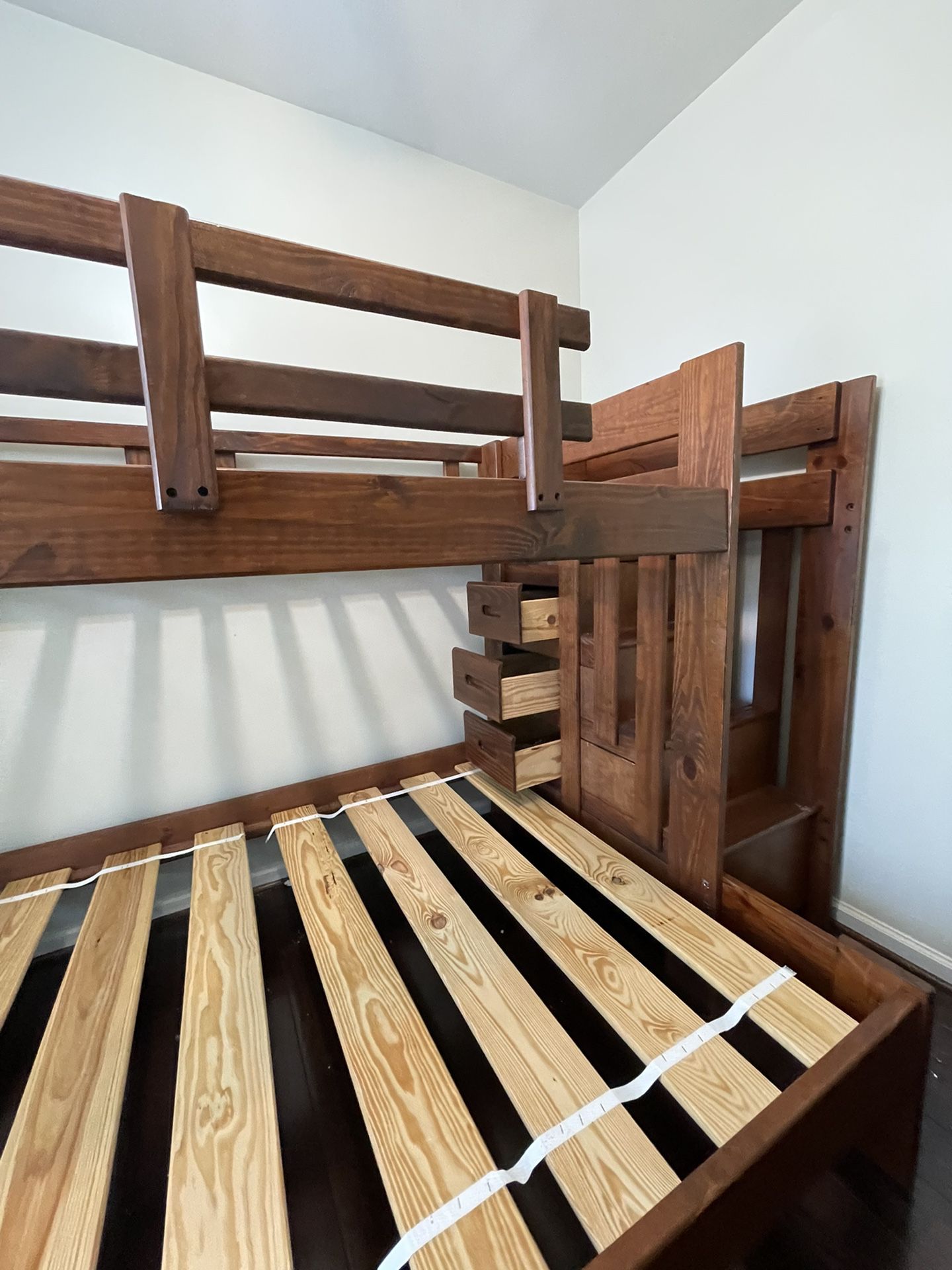 bunk bed full and twin size 