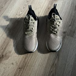 Men Nike 270