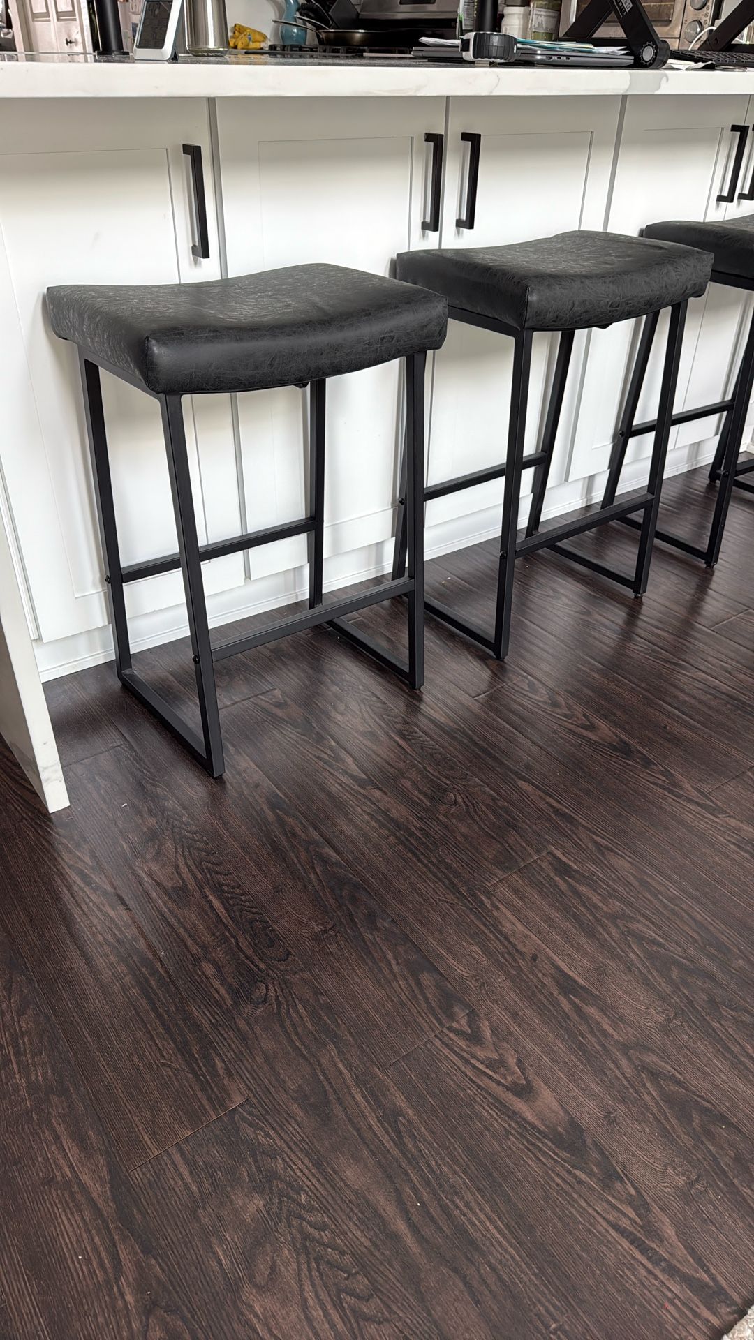 4 Bar Stools