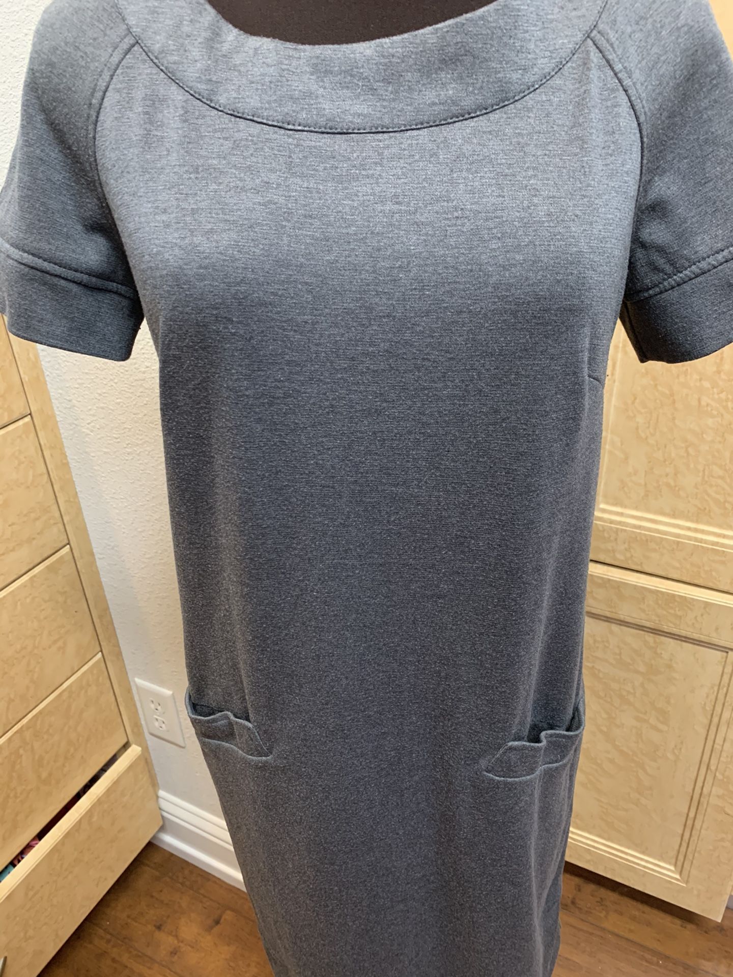 Pretty gray dress