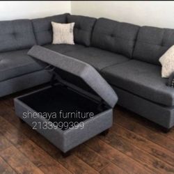Reveraible Sectional With Storage Ottoman