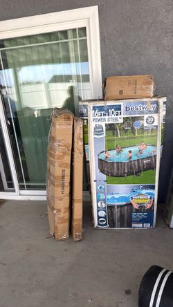 Pool set