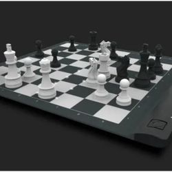 Squareoff Portable Chess Board