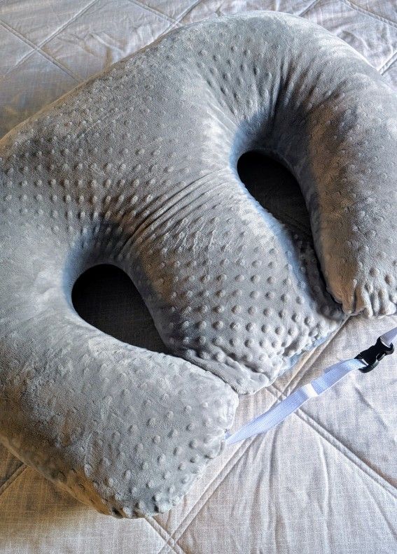 Twin z Pillow