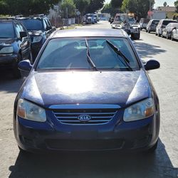 2007 Kia Spectra EX Sedan FWD Parts Out