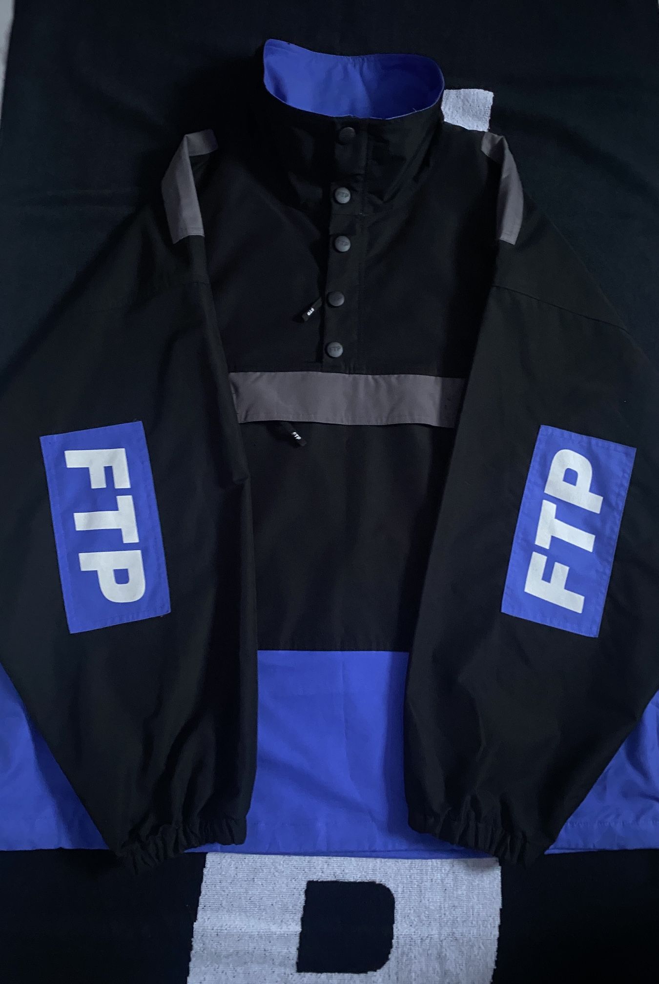 FTP Windbreaker