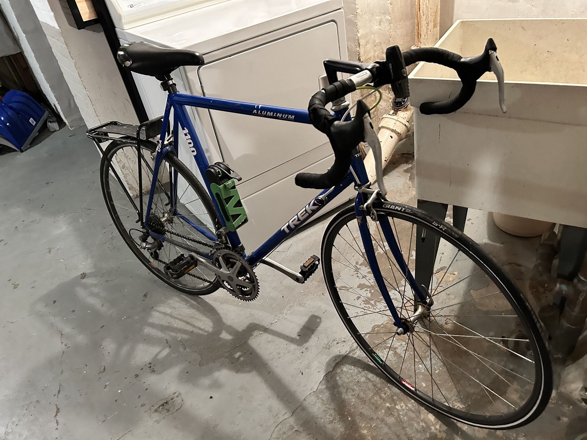 Trek 6061t6 Vintage Blue Geared Bike Smooth Ride Guaranteed for