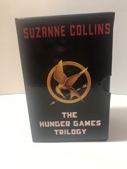 The Hunger Games Trilogy Book Set!