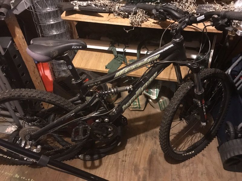 Iron Horse warrior trail mountain bike