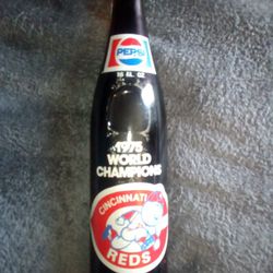 1975 Cincinnati Reds World Champions Pepsi Bottle 