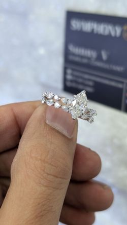 2ctw Marquise Diamond Ring Set with Engagement Ring and Wedding Band