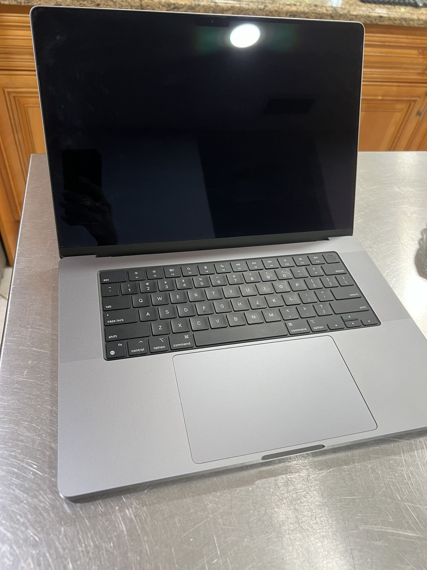 MacBook Pro 16