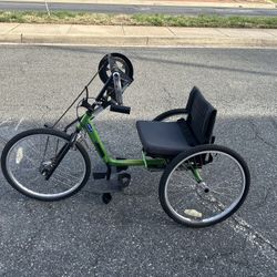INVCARE  EXCELERATOR  RECREATIONAL 3 WHELL HAND BICYCLE 