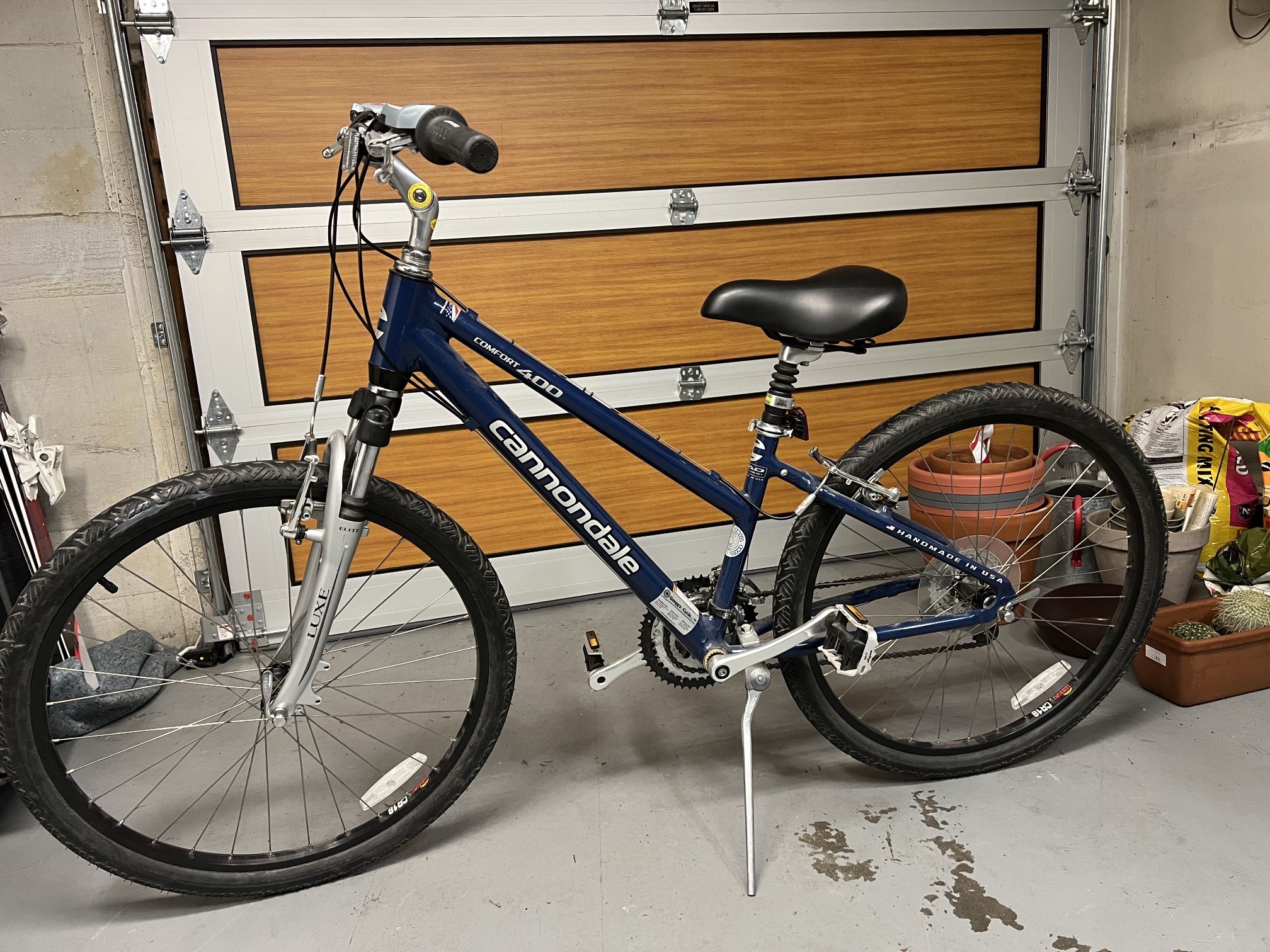Women’s Cannondale Comfort 400 SMALL Mountain Bike