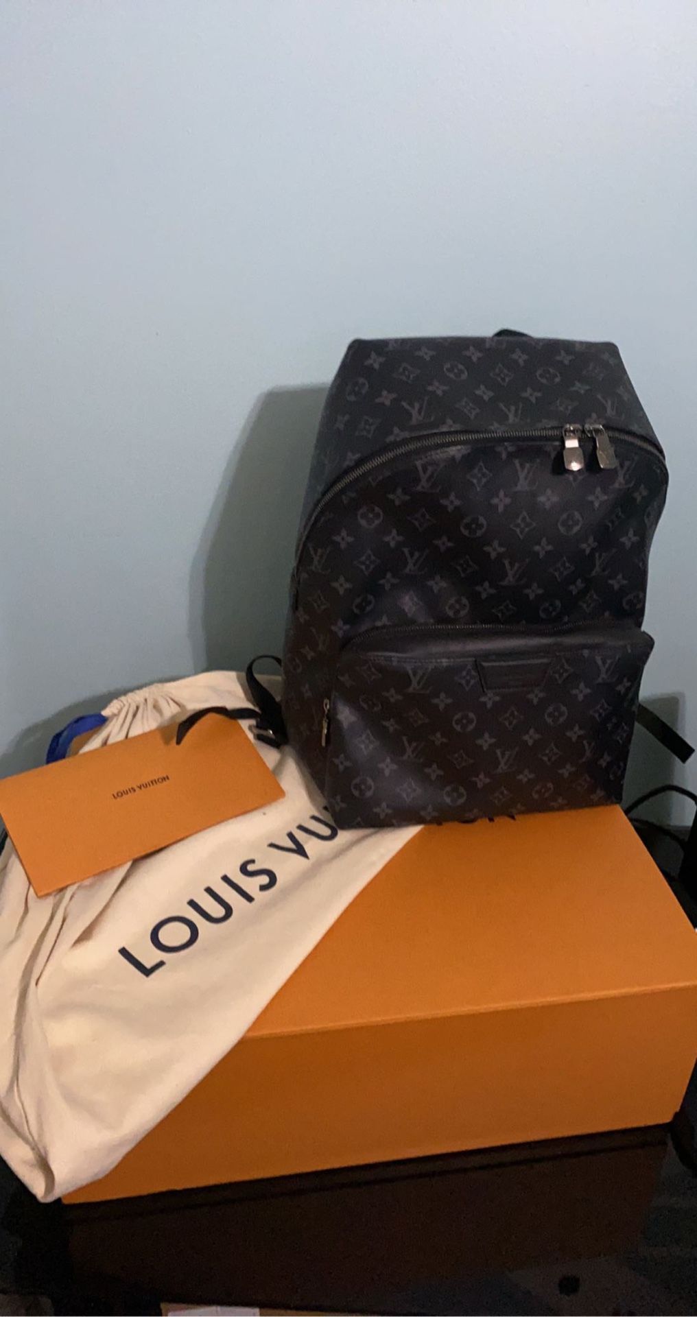 Louis Vuitton Discovery